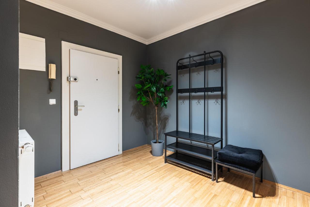 Live Centrally In A Spacious And Modern Apartment In Viena Exterior foto